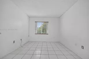 8462 SW 158th Ct, Miami, FL 33193 - Photo 10