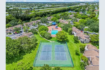 15723 Woodgate Pl #E, Sunrise, FL 33326 - Photo 10