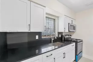 1612 SW 23rd St, Miami, FL 33145 - Photo 16