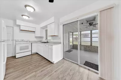 6531 Sherman St, Hollywood, FL 33024 - Photo 14