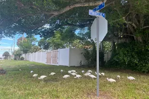 1023 SE 7th St, Stuart, FL 34996 - Photo 12