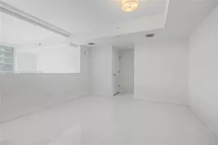 1080 Brickell Ave, Miami, FL 33131 - Photo 20