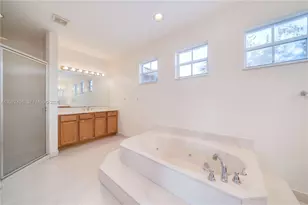 14935 SW 52nd St, Miramar, FL 33027 - Photo 36