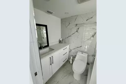 8 Islewood A #8, Deerfield Beach, FL 33442 - Photo 14