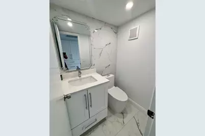 8 Islewood A #8, Deerfield Beach, FL 33442 - Photo 6