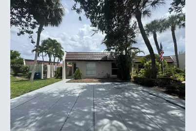 7420 Big Cypress Dr, Miami Lakes, FL 33014 - Photo 1