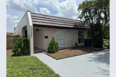 7420 Big Cypress Dr, Miami Lakes, FL 33014 - Photo 2