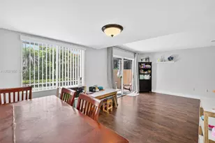 566 N University Dr, Plantation, FL 33324 - Photo 14