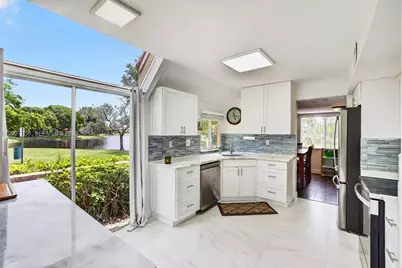566 N University Dr, Plantation, FL 33324 - Photo 16