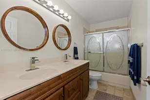 10237 SW 12th St, Pembroke Pines, FL 33025 - Photo 36