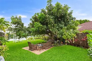 10237 SW 12th St, Pembroke Pines, FL 33025 - Photo 28