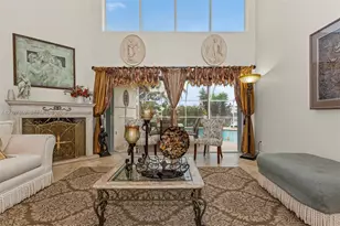 10237 SW 12th St, Pembroke Pines, FL 33025 - Photo 6