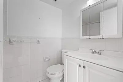 4713 NW 7th St #404-1, Miami, FL 33126 - Photo 14
