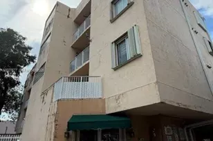814 NW 36th Ave, Miami, FL 33125 - Photo 1