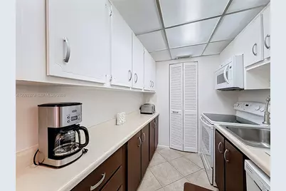 201 178th Dr #315, Sunny Isles Beach, FL 33160 - Photo 24