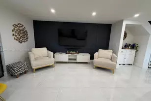 14233 SW 94th Cir Ln, Miami, FL 33186 - Photo 4