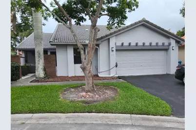 1960 Sacramento #1960, Weston, FL 33326 - Photo 1