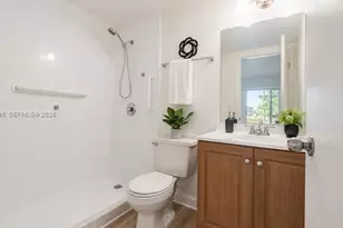 13300 SW 1st St, Pembroke Pines, FL 33027 - Photo 6