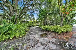 6980 SW 104th St, Pinecrest, FL 33156 - Photo 26