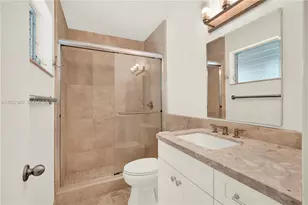 6980 SW 104th St, Pinecrest, FL 33156 - Photo 32