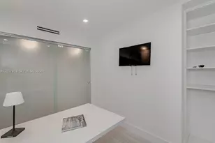 2301 Collins Ave, Miami Beach, FL 33139 - Photo 8