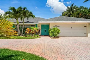 8101 W Lake Dr, Lake Clarke Shores, FL 33406 - Photo 1