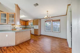 19800 SW 180th Ave, Miami, FL 33187 - Photo 10