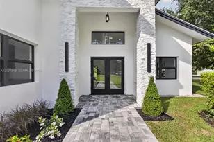 12725 Mallard Creek Dr, Palm Beach Gardens, FL 33418 - Photo 6