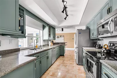 6421 NE 22nd Ave, Fort Lauderdale, FL 33308 - Photo 6