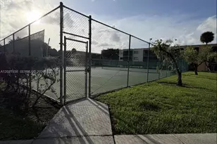 8415 SW 107th Ave, Miami, FL 33173 - Photo 20