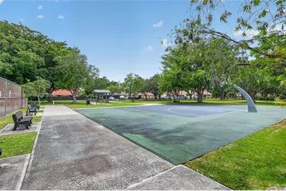 1427 Towhee St, Homestead, FL 33035 - Photo 38