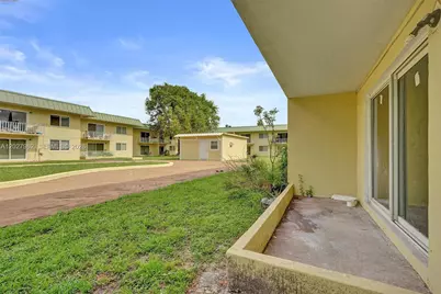 505 NW 177th St #112, Miami Gardens, FL 33169 - Photo 6