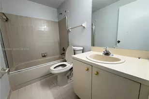 4403 SW 70th Terrace, Davie, FL 33314 - Photo 16