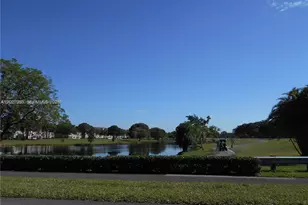 12650 SW 6th St, Pembroke Pines, FL 33027 - Photo 22