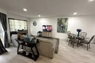 12650 SW 6th St, Pembroke Pines, FL 33027 - Photo 14