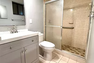 5220 Las Verdes Cir, Delray Beach, FL 33484 - Photo 18