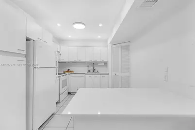 9273 Collins Ave #503, Surfside, FL 33154 - Photo 6