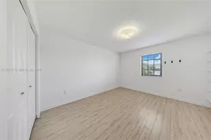 476 NE 194th Terrace, Miami, FL 33179 - Photo 18