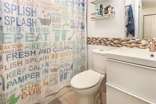 476 NE 194th Terrace, Miami, FL 33179 - Photo 12