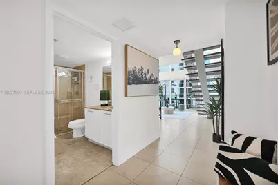 41 SE 5th St #517, Miami, FL 33131 - Photo 28