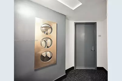 41 SE 5th St #517, Miami, FL 33131 - Photo 38