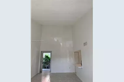 9445 Fontainebleau Blvd #201, Miami, FL 33172 - Photo 6