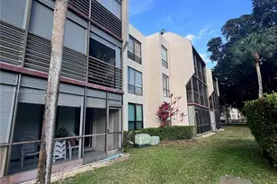 8050 W McNab Rd, Tamarac, FL 33321 - Photo 16