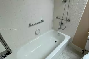 12800 SW 7th Ct, Pembroke Pines, FL 33027 - Photo 12