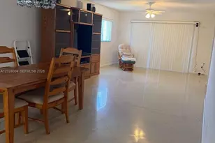 1600 SW 127th Way, Pembroke Pines, FL 33027 - Photo 12
