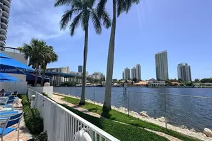 19101 NE 36th Ct, Aventura, FL 33180 - Photo 38