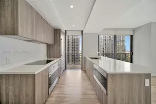 801 S Miami Ave, Miami, FL 33130 - Photo 2