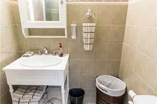 3725 S Ocean Dr, Hollywood, FL 33019 - Photo 16