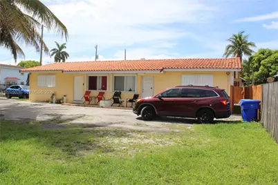 1022 NW 22nd Pl, Miami, FL 33125 - Photo 1