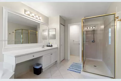 1088 Skylark Dr, Weston, FL 33327 - Photo 24